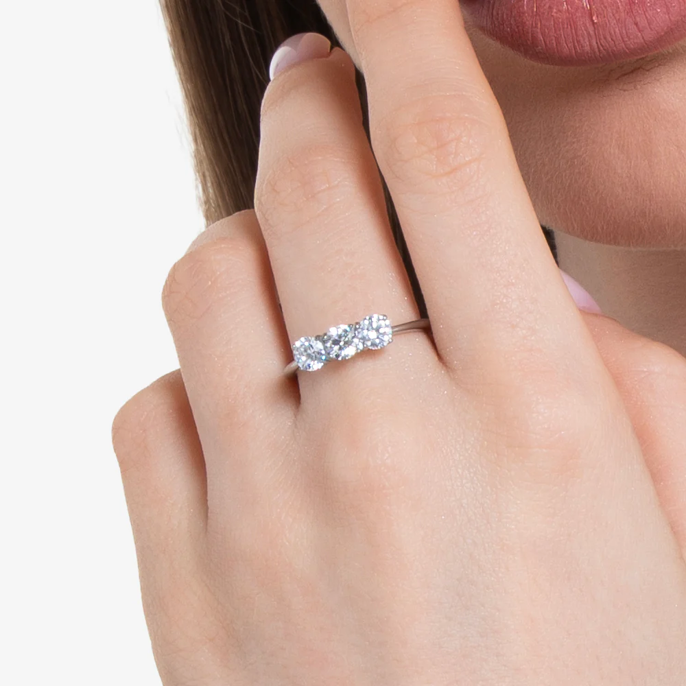 ANELLO DONNA IN ACCIAIO CON CRISTALLI BIANCHI - TAGLIA 18 - Image 2