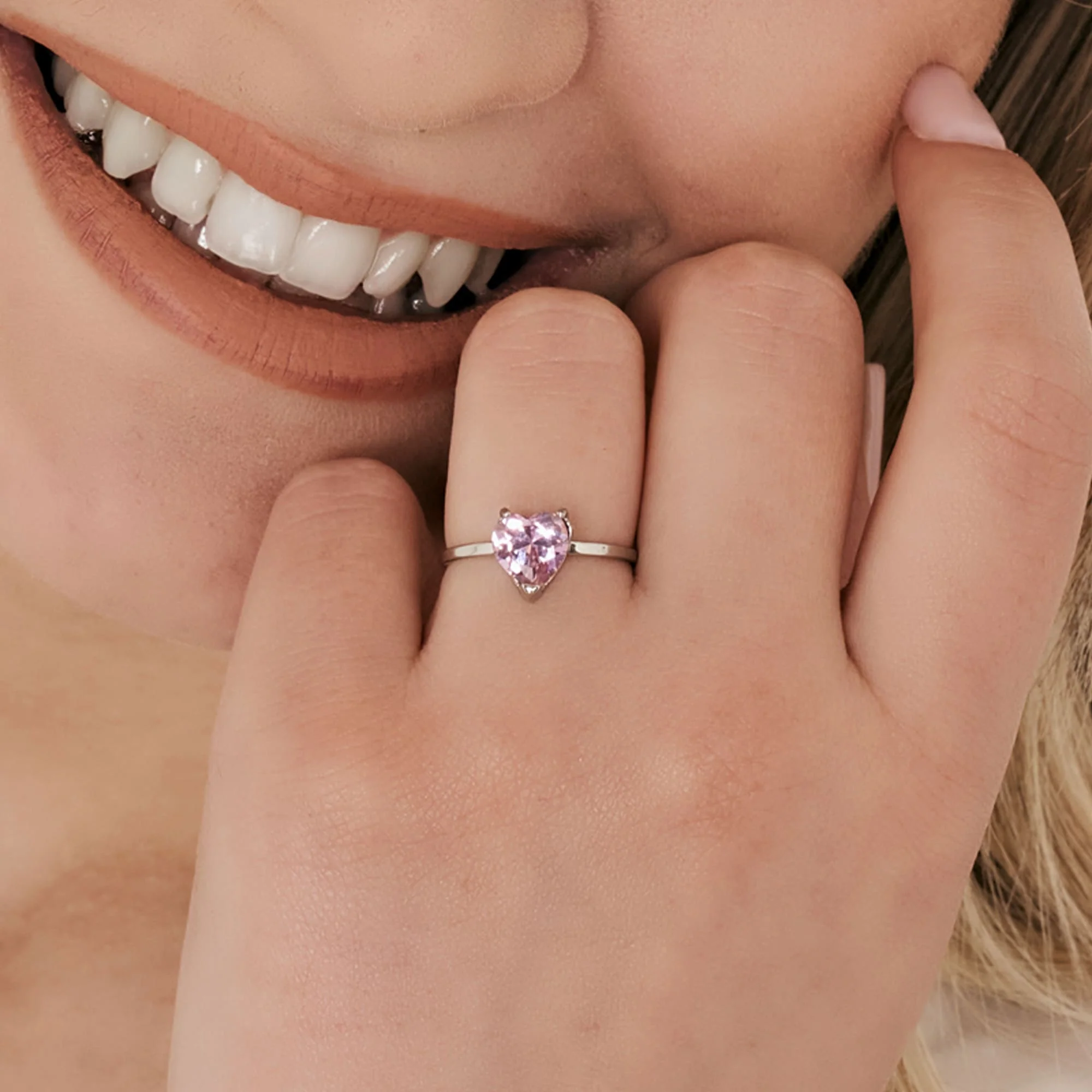 ANELLO DONNA IN ACCIAIO CON CRISTALLO ROSA A FORMA DI CUORE - Image 2