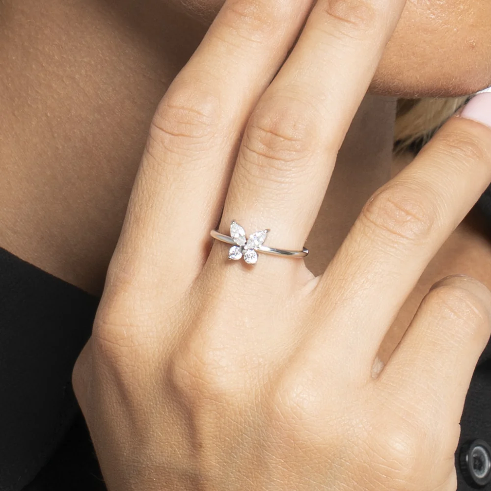 ANELLO DONNA IN ACCIAIO CON FARFALLA E ZIRCONI BIANCHI - Image 2