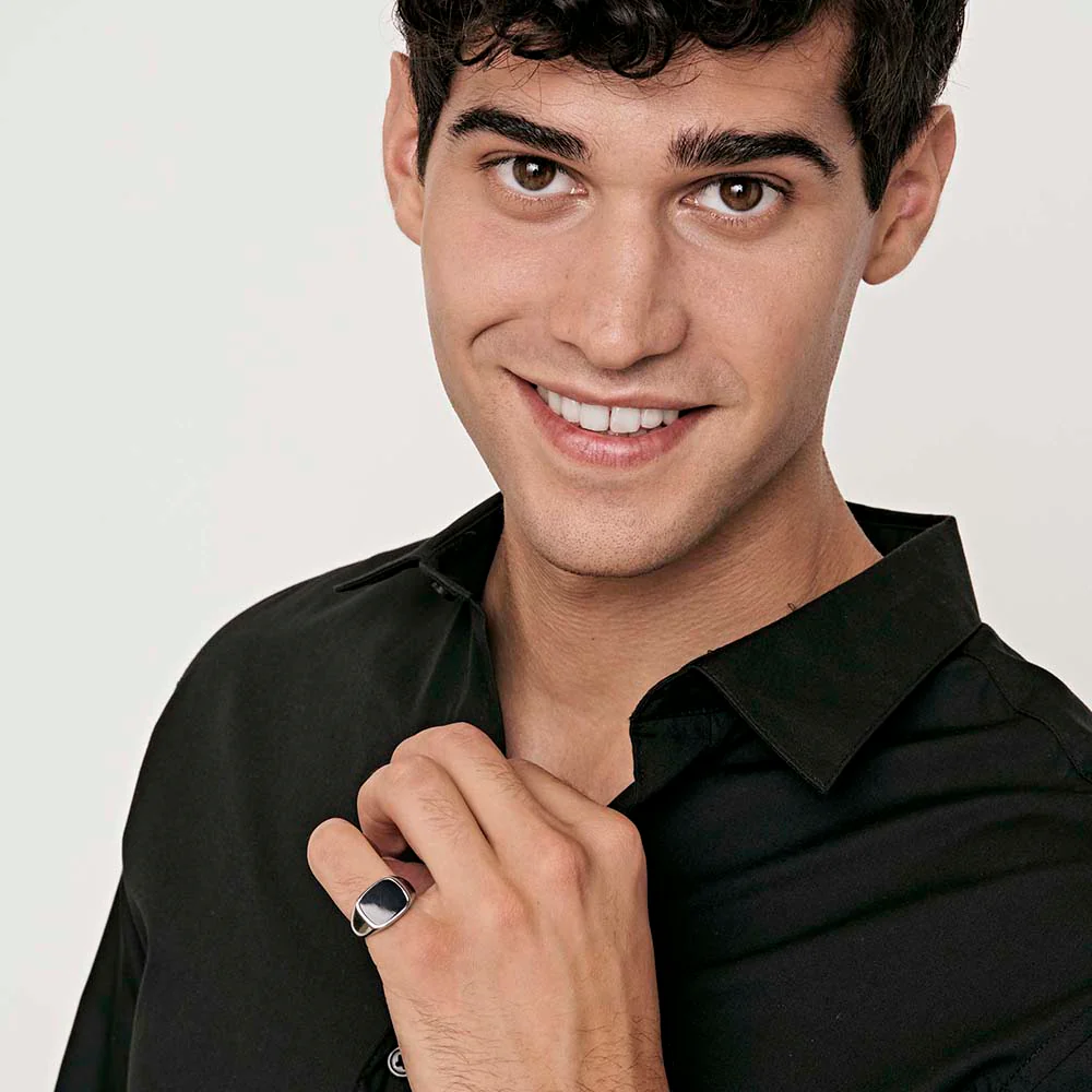 ANELLO UOMO SIGILLO IN ACCIAIO E IP NERO - Image 6