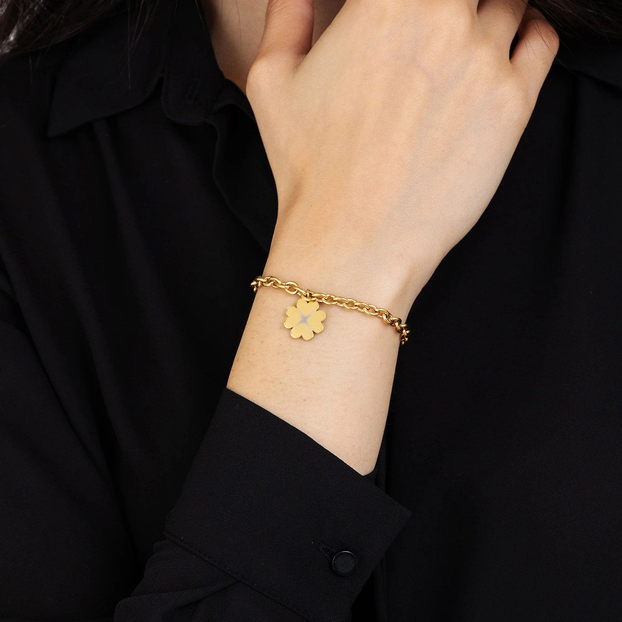 BRACCIALE DONNA IN ACCIAIO DORATO CON QUADRIFOGLIO - Image 2