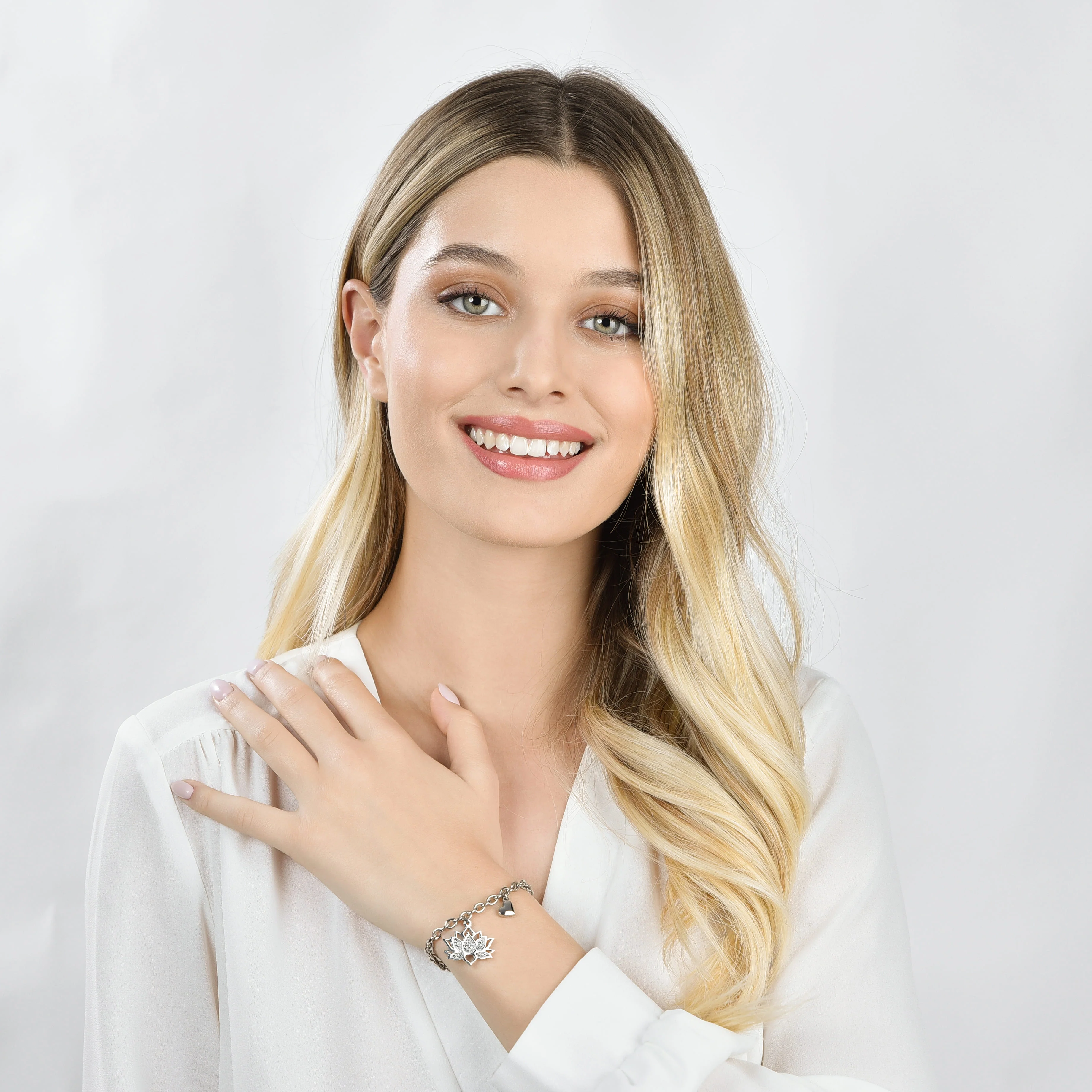 BRACCIALE DONNA IN ACCIAIO CON FIORE DI LOTO CON CRISTALLI BIANCHI - Image 3