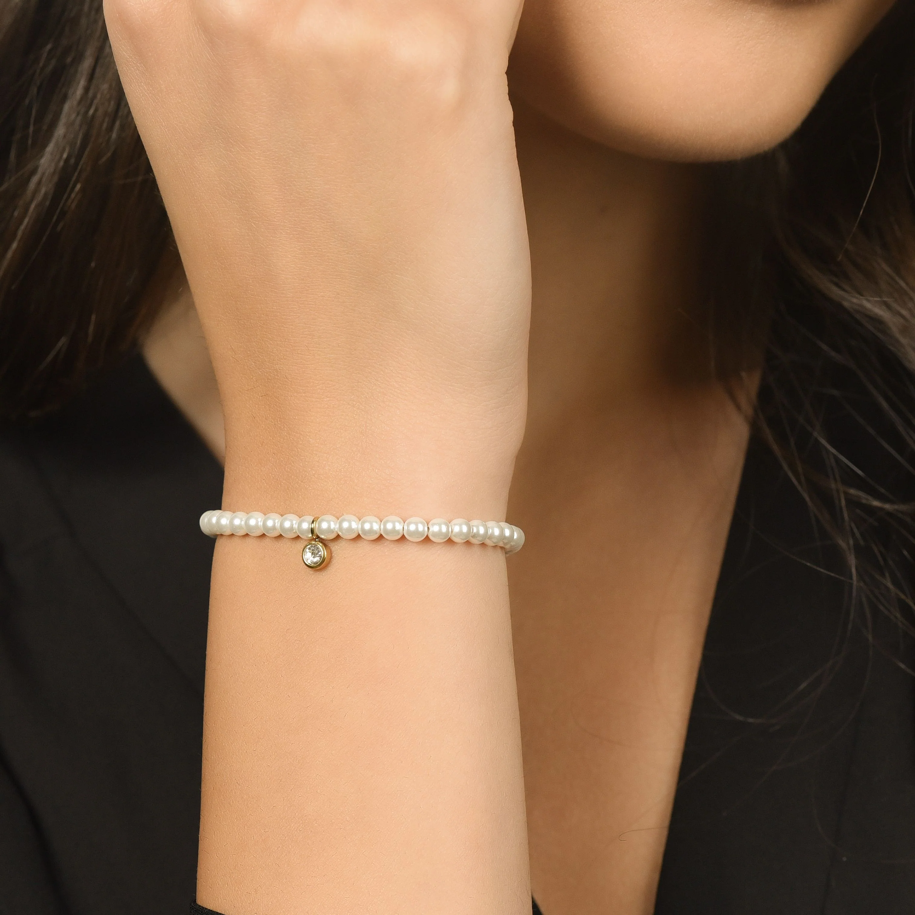 BRACCIALE DONNA IN ACCIAIO IP GOLD CON PERLE CON CRISTALLO BIANCO - Image 2