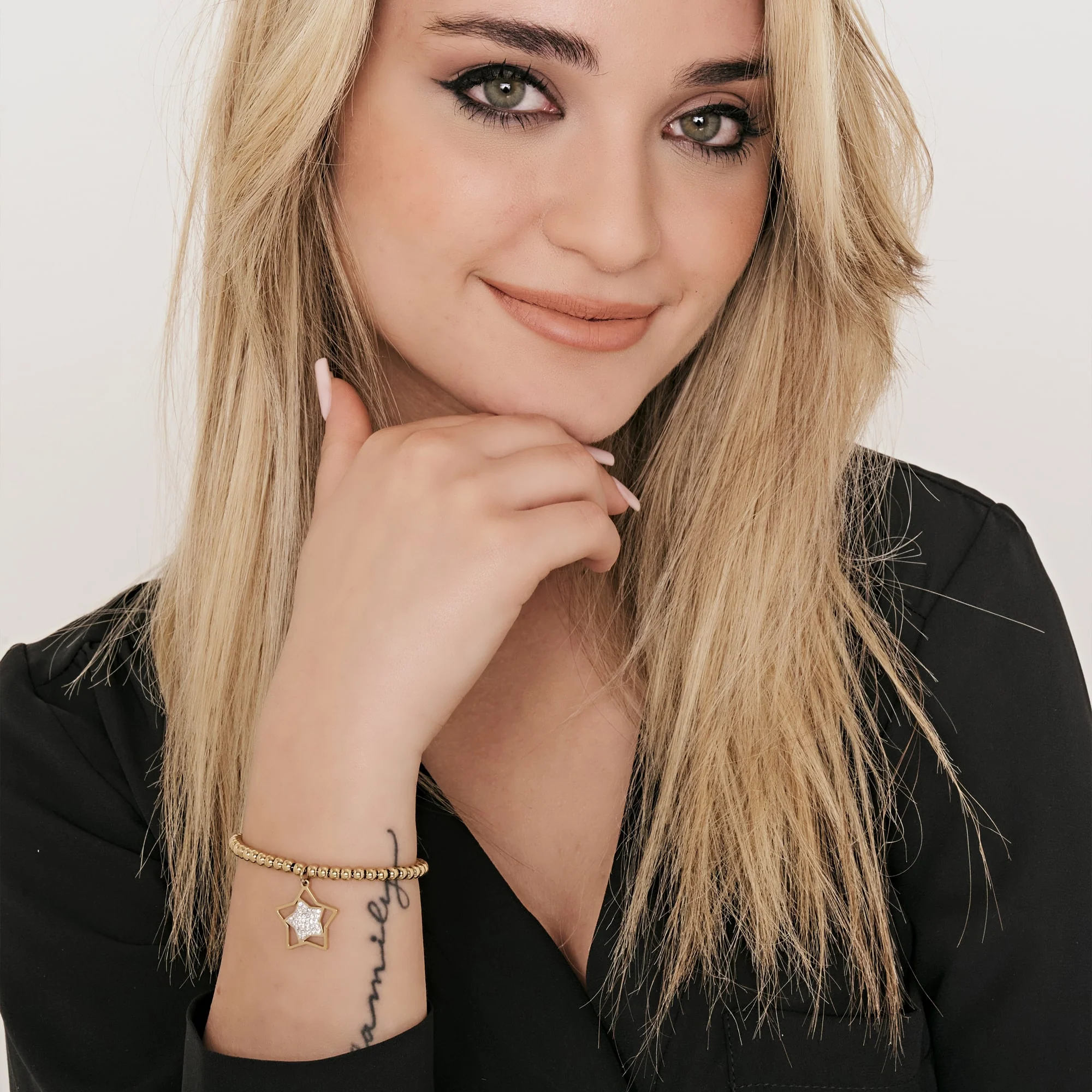 BRACCIALE DONNA IN ACCIAIO IP GOLD CON STELLA CON CRISTALLI BIANCHI - Image 3