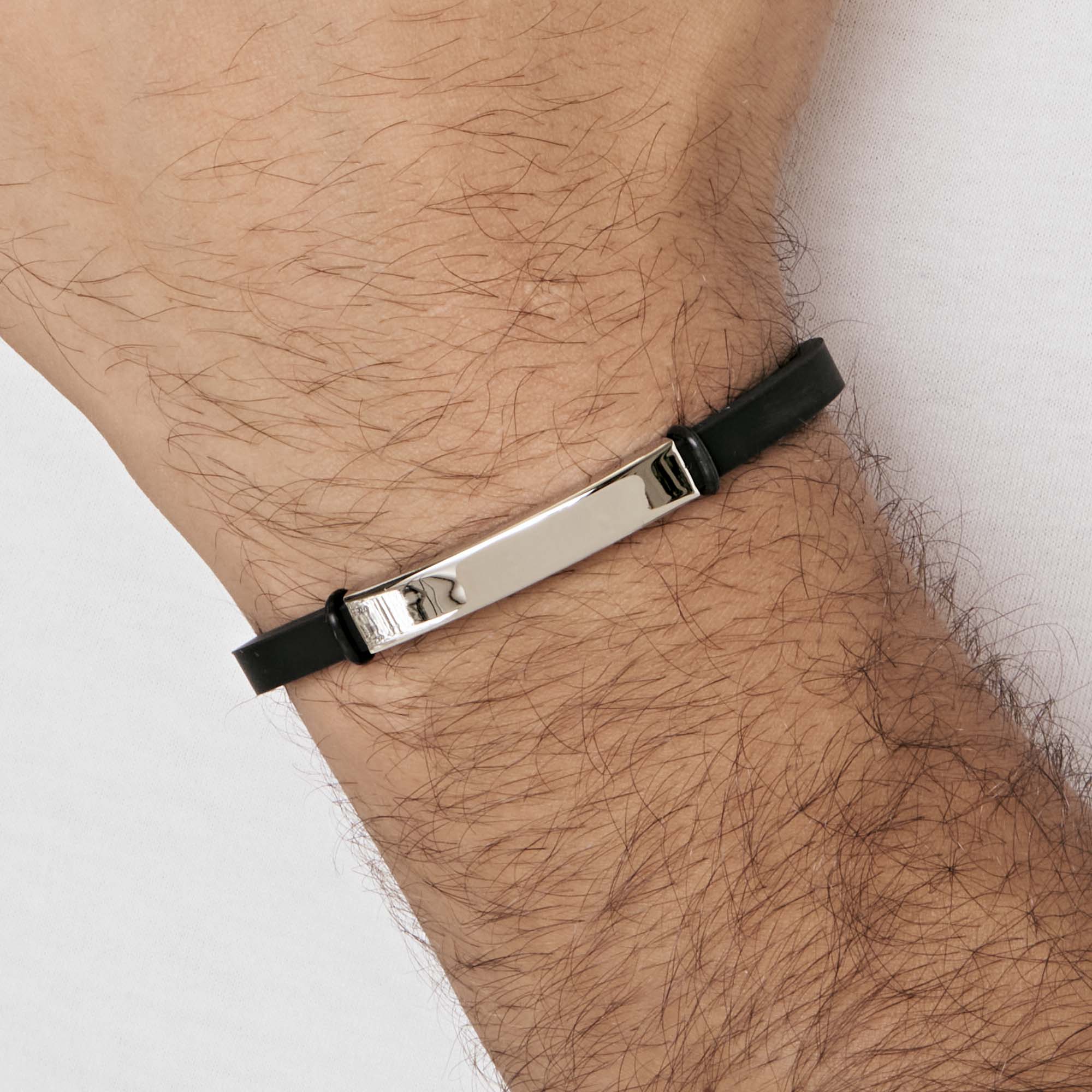BRACCIALE UOMO IN SILICONE NERO CON PIASTRA IN ACCIAIO - Image 2