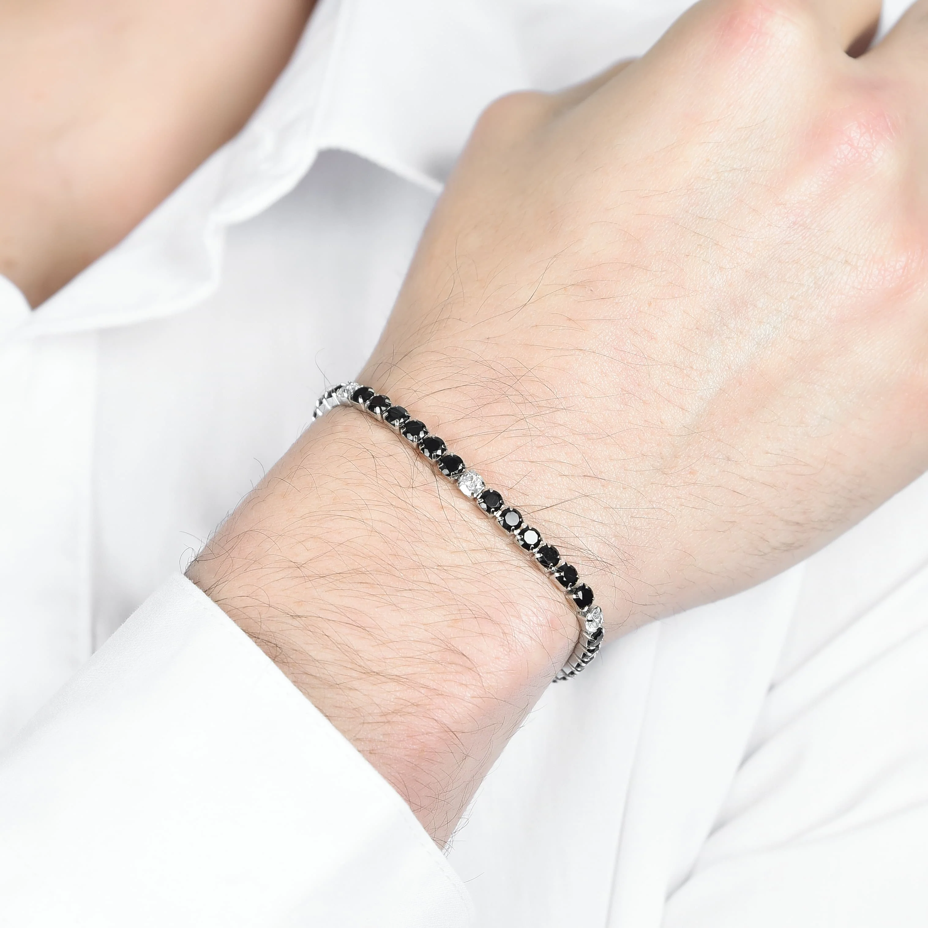 BRACCIALE TENNIS UOMO IN ACCIAIO CON CRISTALLI NERI E BIANCHI - Image 2