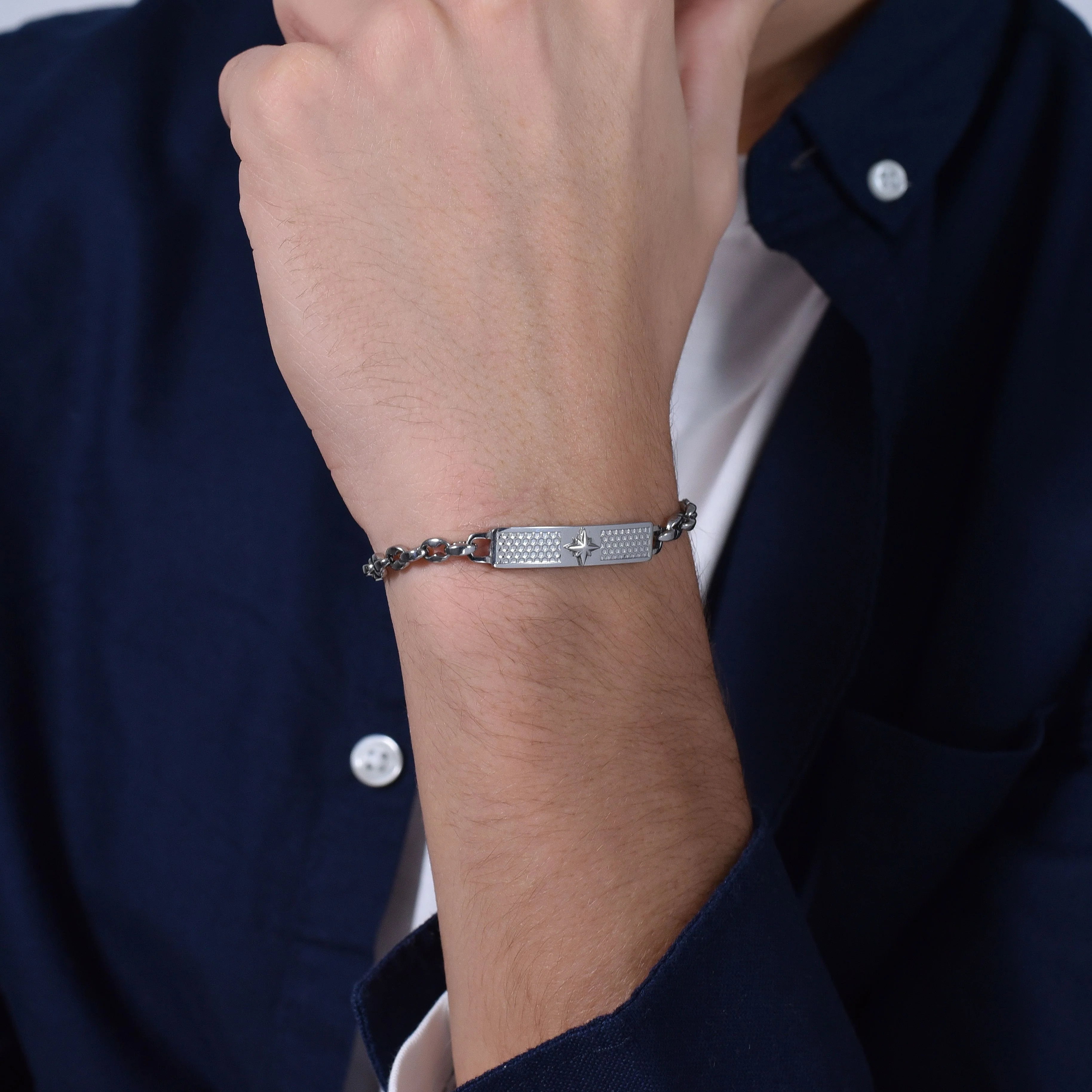 BRACCIALE UOMO IN ACCIAIO CON PIASTRA ROSA DEI VENTI - Image 2