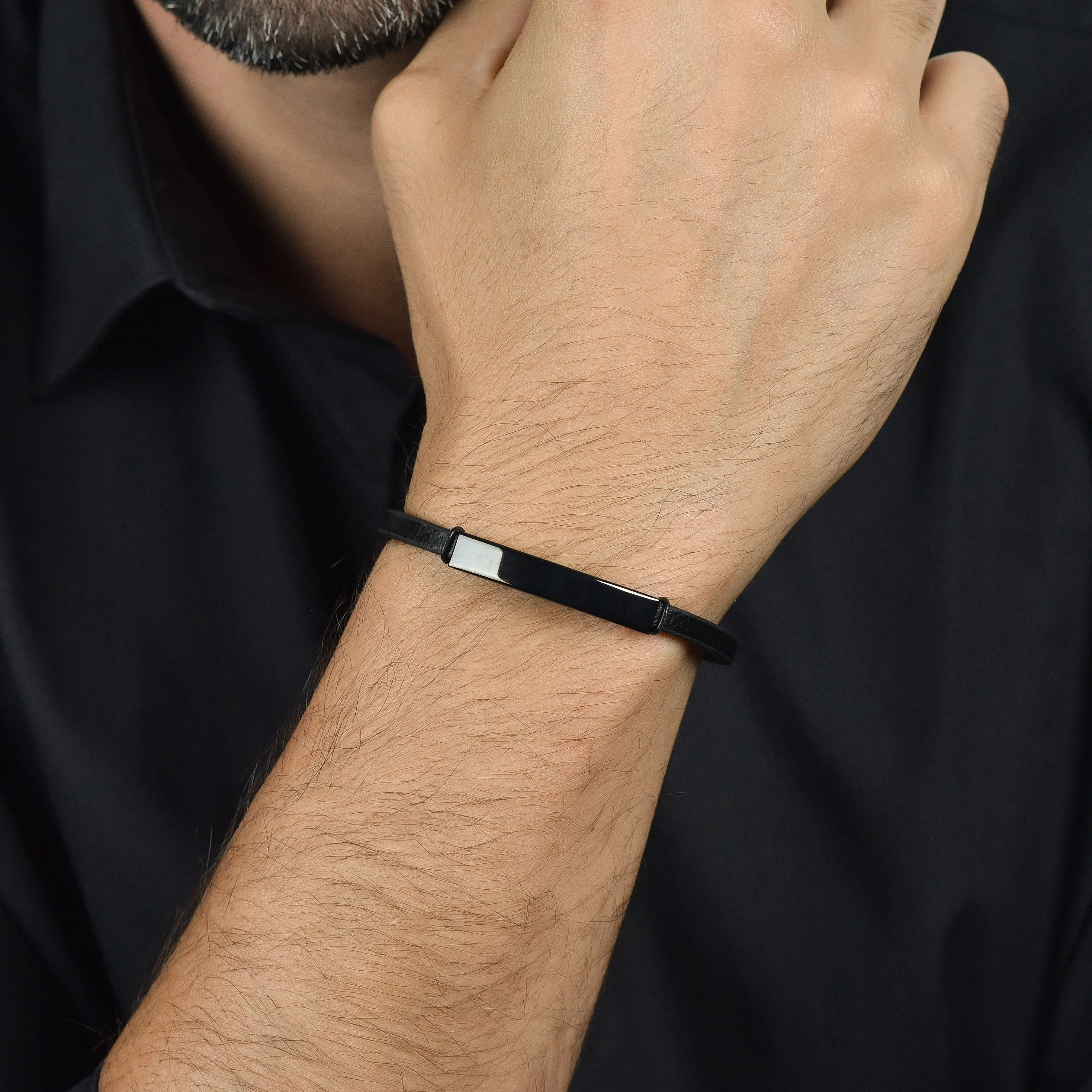 BRACCIALE UOMO IN CUOIO CON PIASTRA IN ACCIAIO IP NERO - Image 2