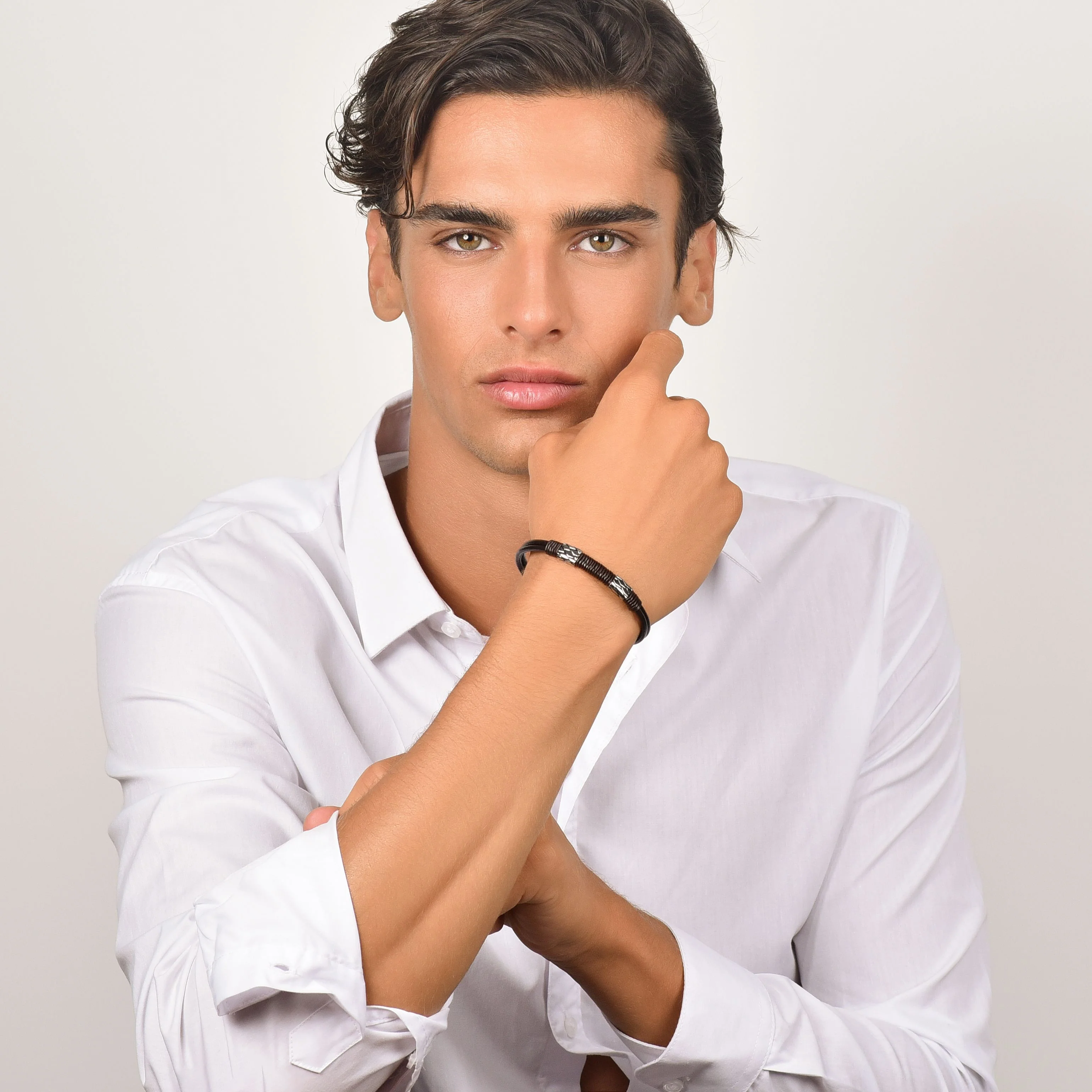 BRACCIALE UOMO IN CUOIO NERO CON ELEMENTI IN ACCIAIO - Image 3