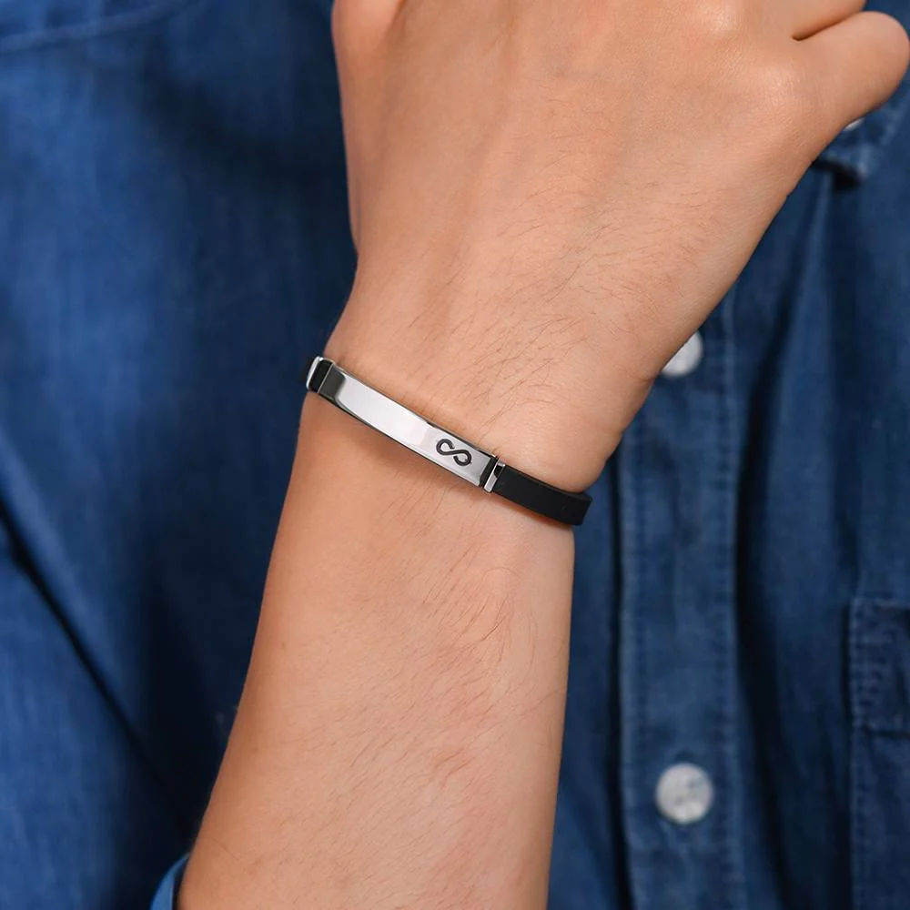 BRACCIALE UOMO IN SILICONE CON PIASTRA ED INFINITO - Image 2