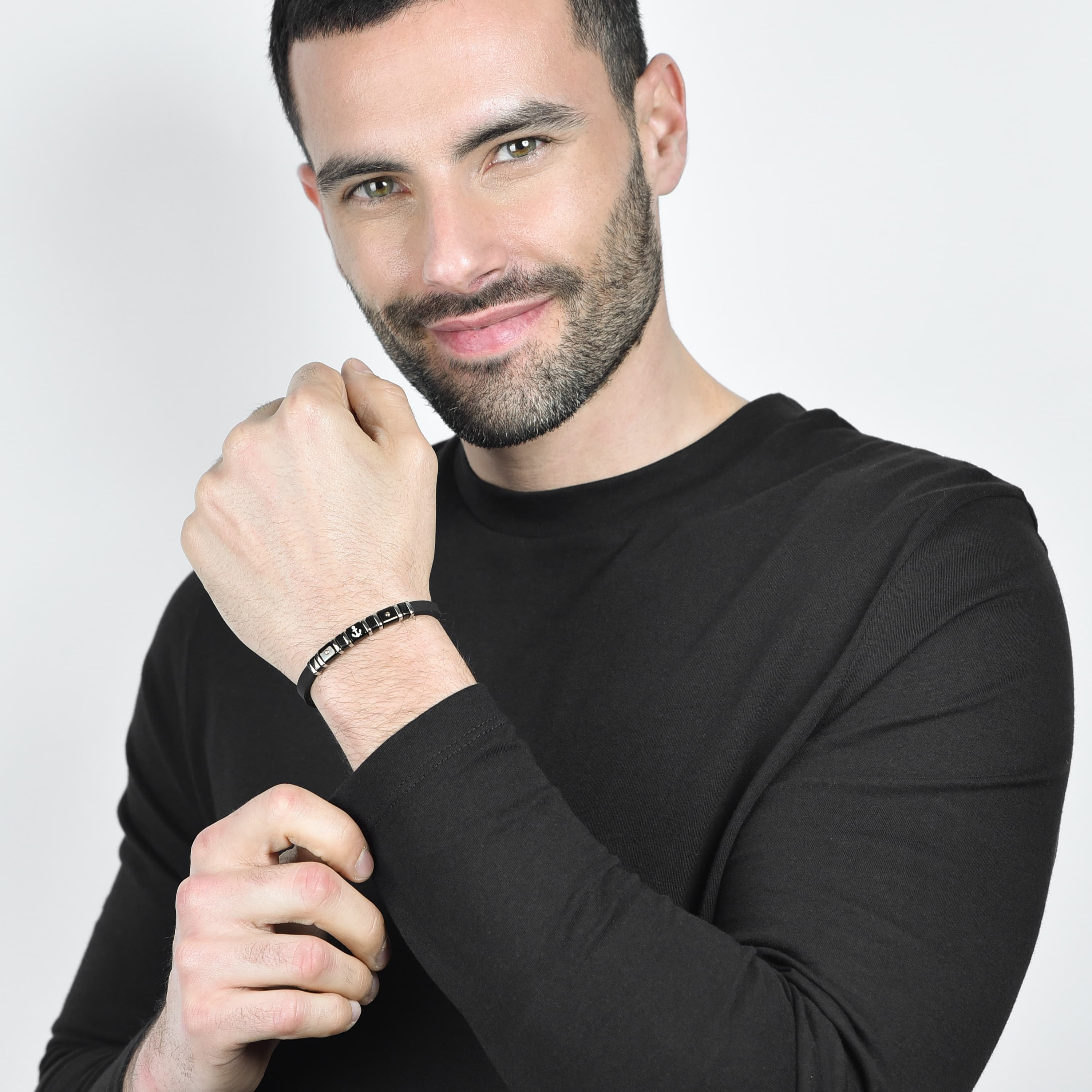 BRACCIALE UOMO SILICONE NERO CON ELEMENTI IN ACCIAIO, IP NERO E GOLD CON ANCORA - Image 3