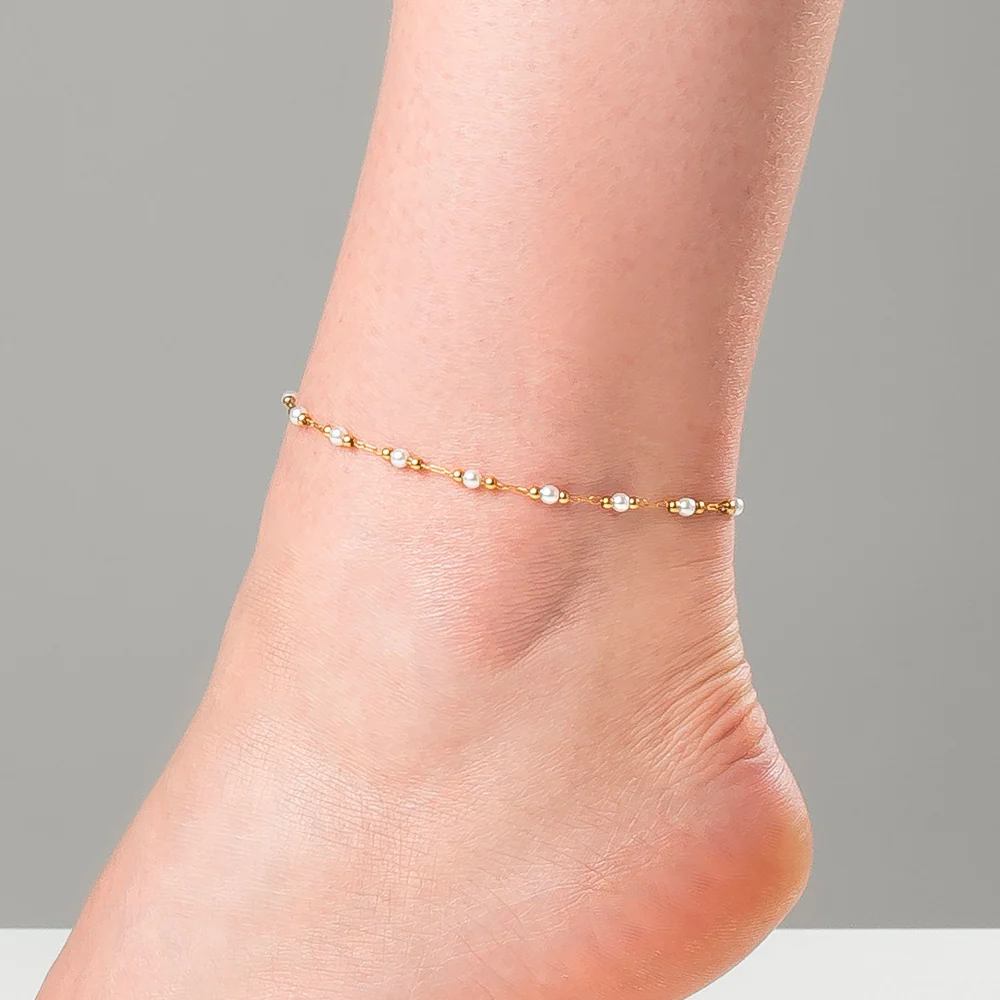 CAVIGLIERA DONNA IN ACCIAIO IP GOLD CON PERLE BIANCHE - Image 2