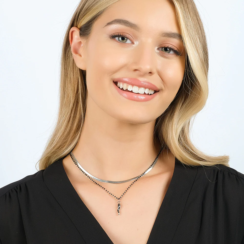 COLLANA DONNA IN ACCIAIO CON CORNO ED ELEMENTI NERI - Image 3
