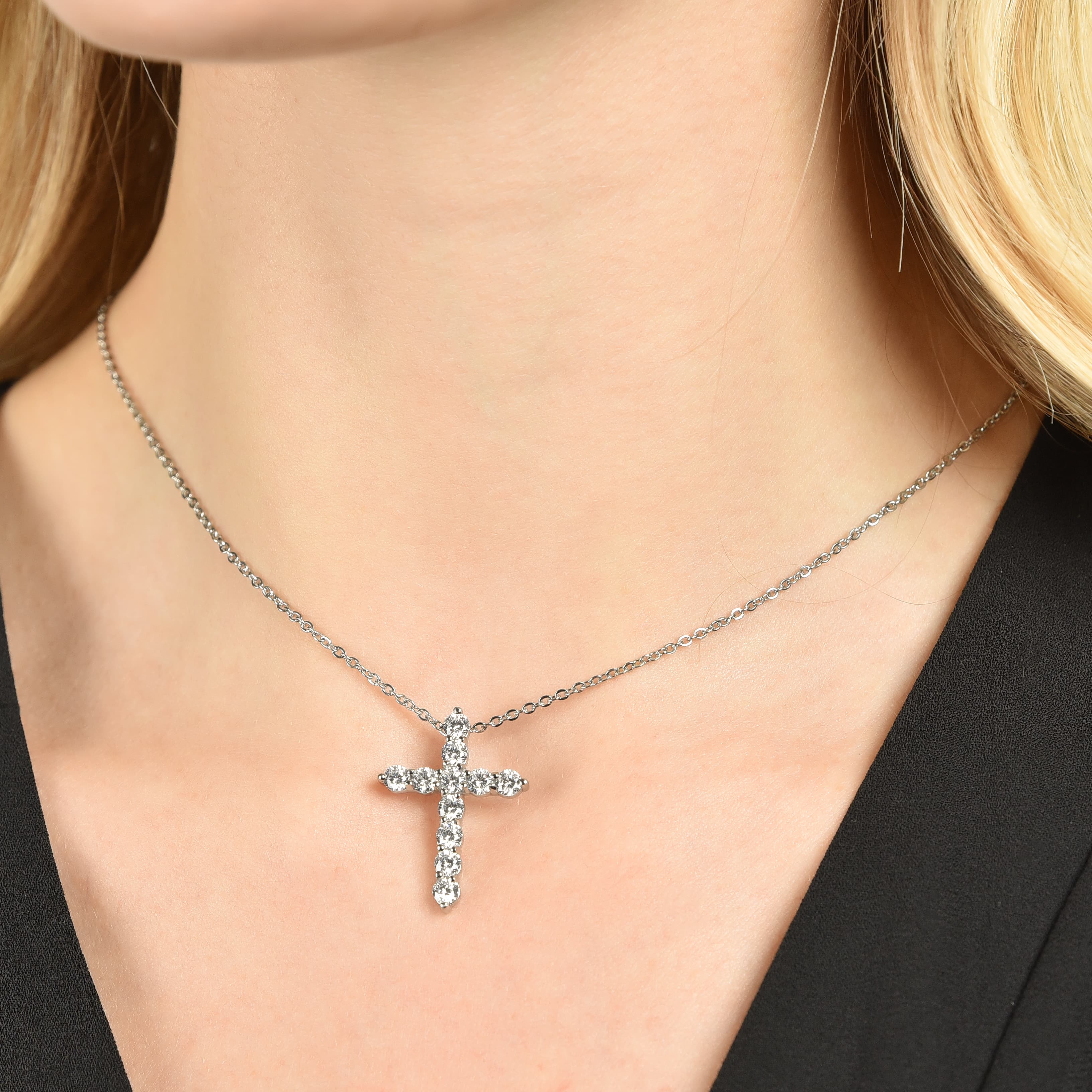 COLLANA DONNA IN ACCIAIO CON CROCE CON CRISTALLI BIANCHI - Image 2