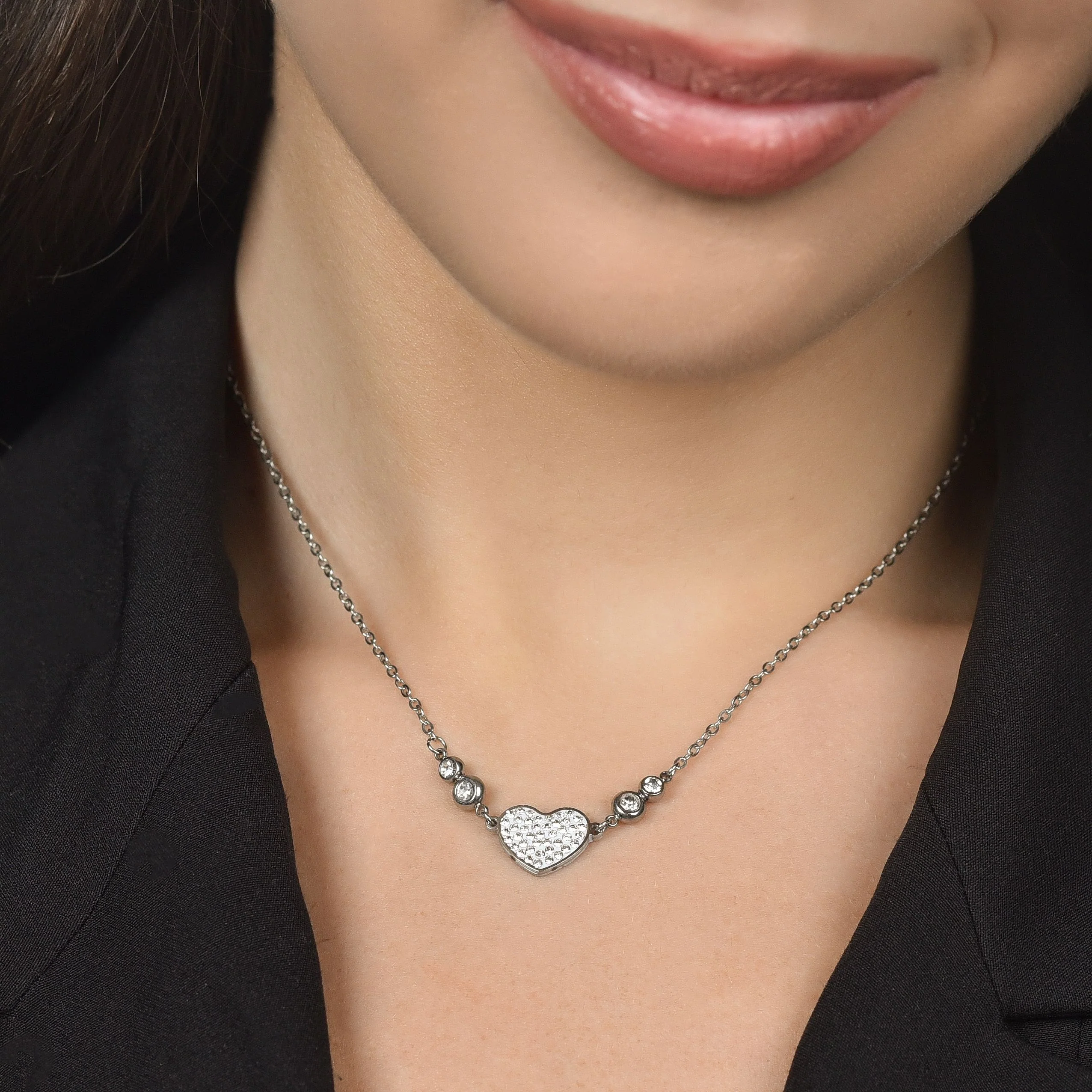 COLLANA DONNA IN ACCIAIO CON CUORE CON CRISTALLI BIANCHI - Image 2
