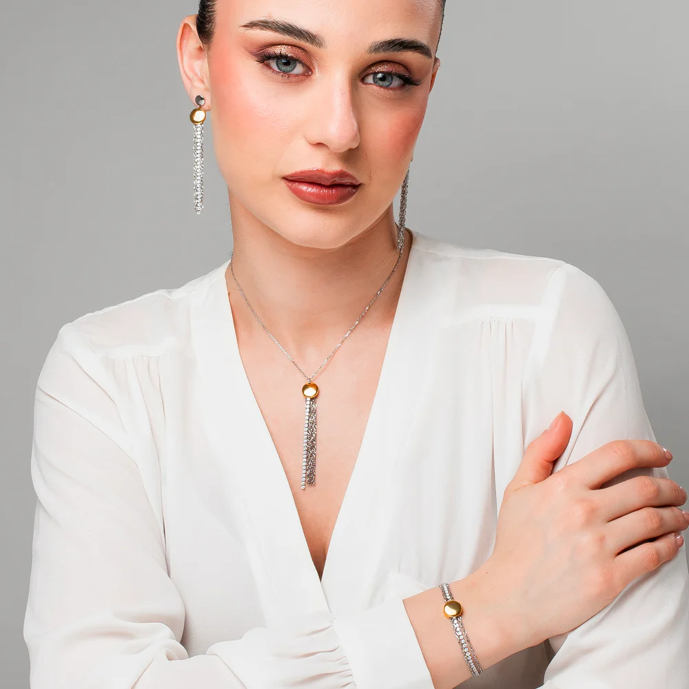 COLLANA DONNA IN ACCIAIO CON ELEMENTO IN ACCIAIO IP GOLD E CRISTALLI BIANCHI - Image 4