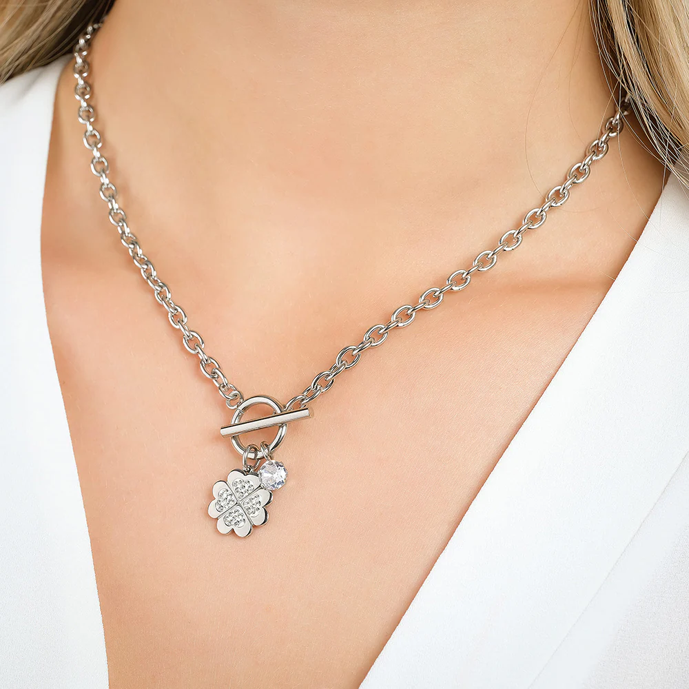 COLLANA DONNA IN ACCIAIO CON QUADRIFOGLIO CON CRISTALLI BIANCHI - Image 2