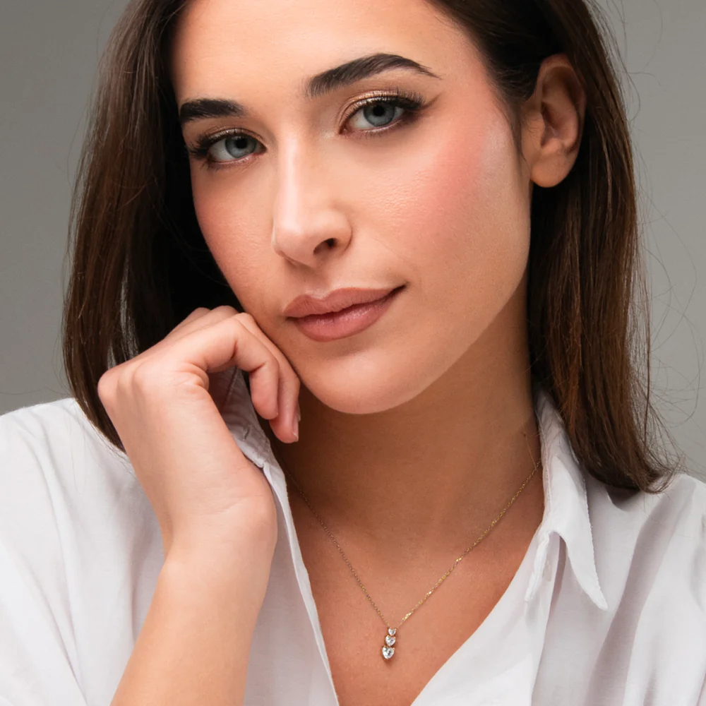 COLLANA DONNA IN ACCIAIO IP GOLD CON CUORI CON ZIRCONI BIANCHI - Image 3