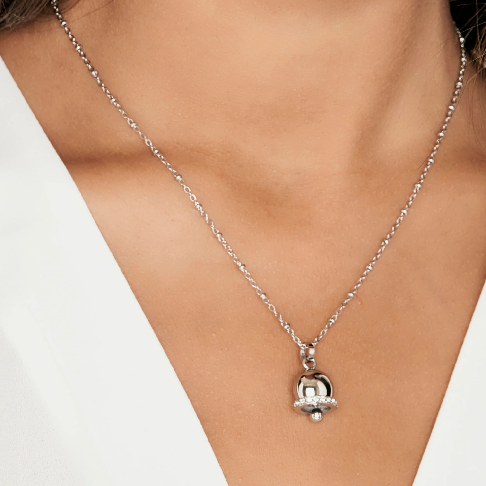 COLLANA DONNA IN ACCIAIO CON CAMPANELLA CON CRISTALLI BIANCHI - Image 2